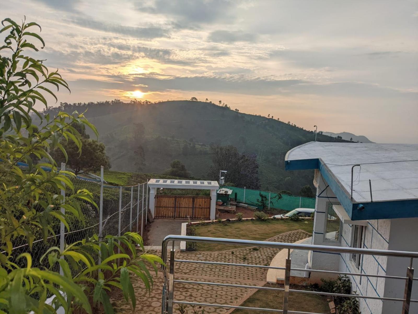 Diamond Hill View Hotel Ketti Екстериор снимка